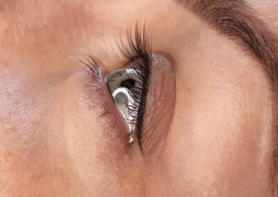 Trucco permanente infracigliare